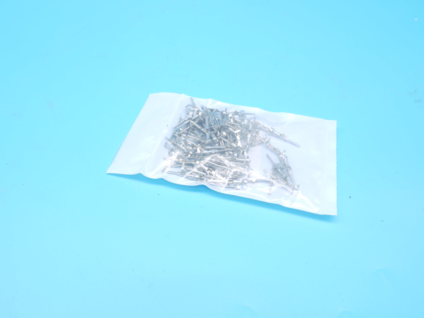 ! MB Stiftkontakt 22-20 AWG Superseal