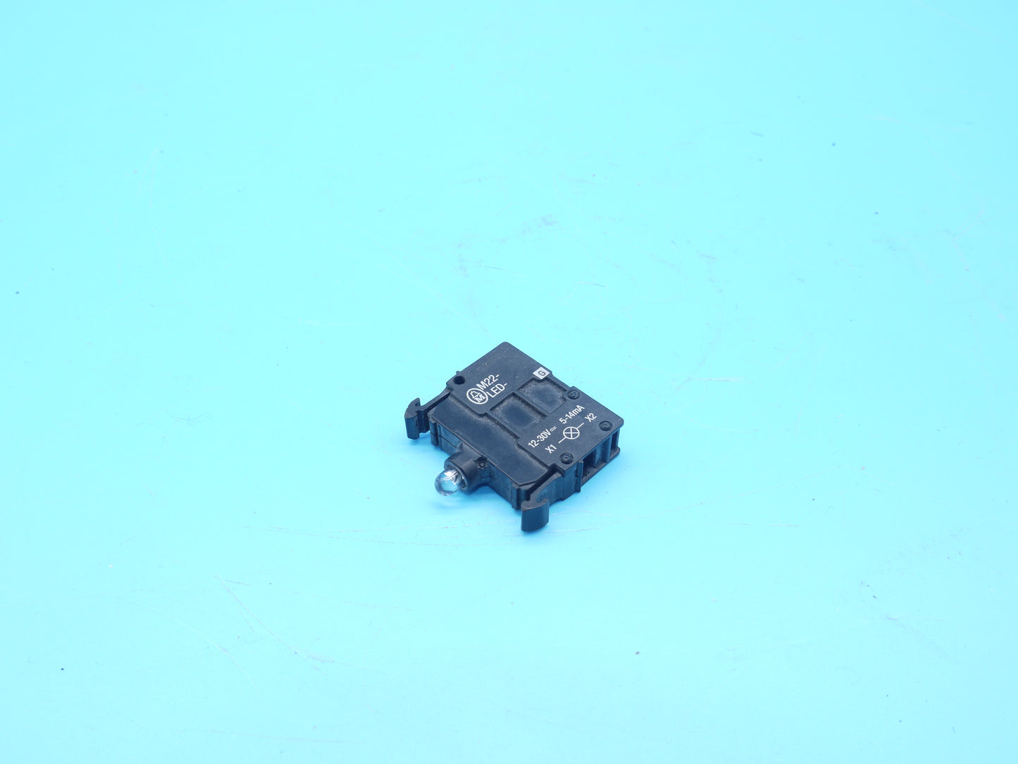 !    PJC LED grün 12-30V