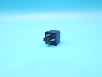 !    RKE Kfz-Relais - Hella 12V/40A mit Diode