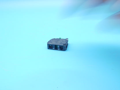 !    RKE Kontakt Schließer Telemecanique