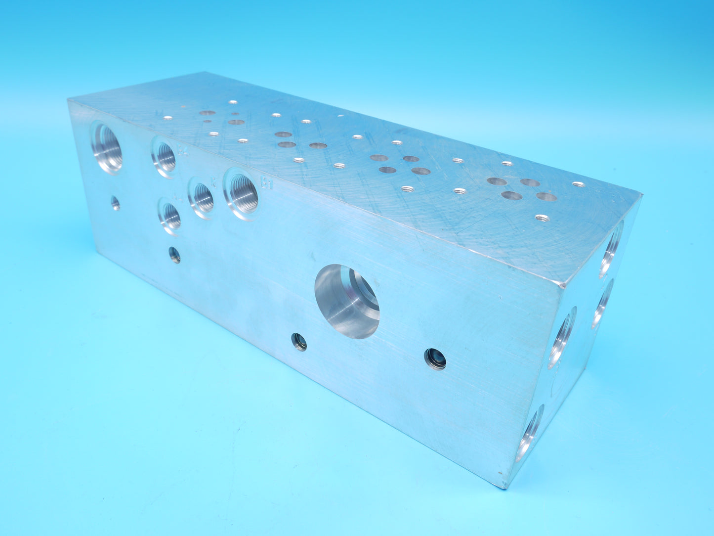 !      MB Steuerblock,Y-83,neue Serie ohne Ventile