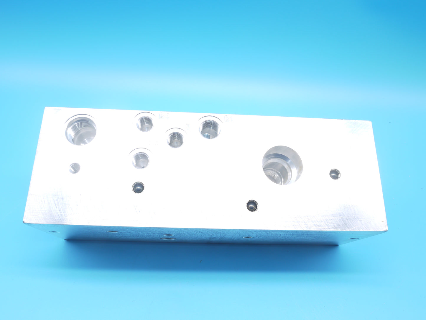!      MB Steuerblock,Y-83,neue Serie ohne Ventile